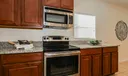 615 Valencia Circle Sw Photo