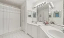 18417 NW 9th Ct Photo