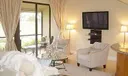 253 Old Meadow Way Photo