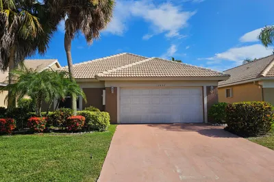 12827 Hampton Lakes Circle 1