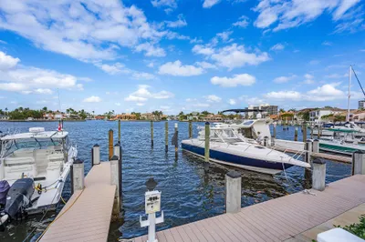 85 Pelican Pointe Drive Drive #203 1