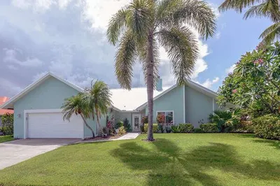 45 Birch Place 1
