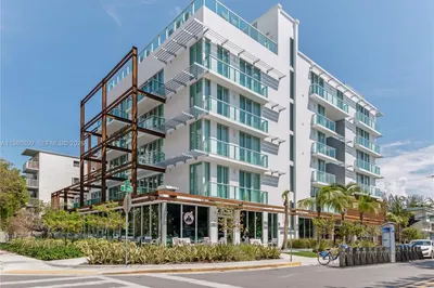 1215 West Ave #402 1