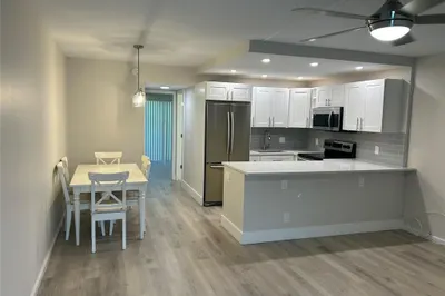 423 MARKHAM T #423 1