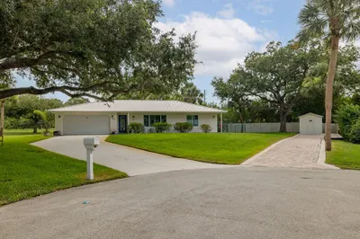 310 28th Court Sw 1