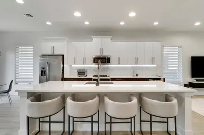 5029 Grandiflora Road 1