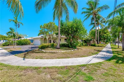 450 SE 6th Ave 1