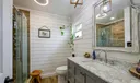 8876 SE Sunset Drive Photo