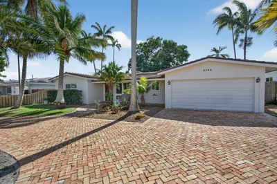 2580 SE 5th Court 1