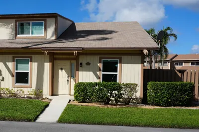 354 Maplecrest Circle 1