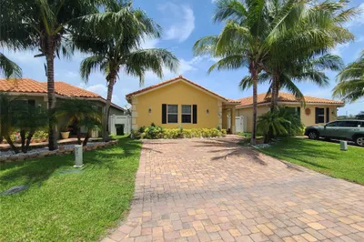 3417 Elizabeth Place 1