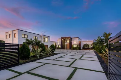 17301 SW 52nd Court 1