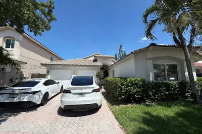 10900 NW 72nd St #. 1