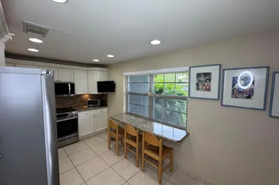 625 Oaks Drive #106 1