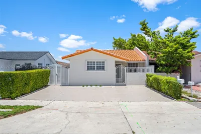 1333 W 37th St 1