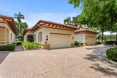 16132 Emerald Estates Dr 1