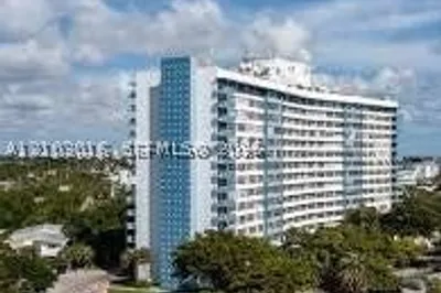 7441 Wayne Ave #10K 1