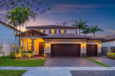 633 SE 35th Ter 1