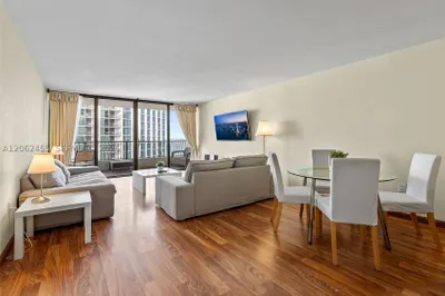 555 NE 15th St #14G 1