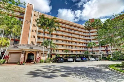 7380 S Oriole Boulevard #605 1