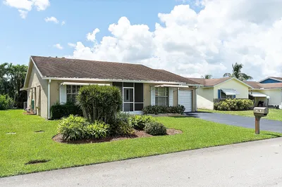 7184 Pine Manor Drive 1