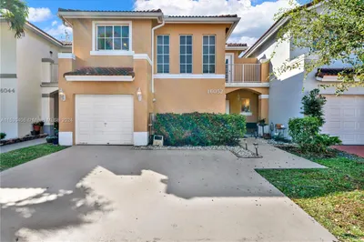 16052 SW 87th Ter 1