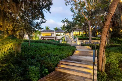 109 S River Road 1