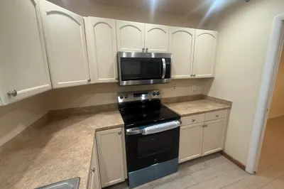 2509 Dudley C Drive W #C 1