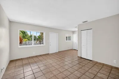 1007 W PROSPECT #205 1