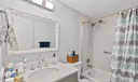 4064 Cornwall D Photo