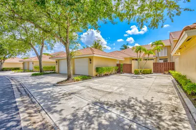 227 Old Meadow Way 1
