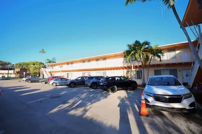 13 S Royal Poinciana Blvd #2 1