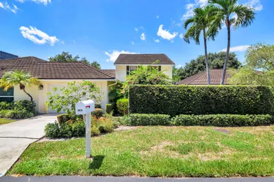 11290 Glen Oaks Court 1
