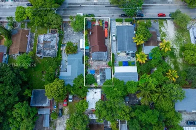 145 NW 31st St 1