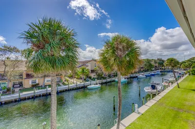 120 Lehane Terrace #310 1