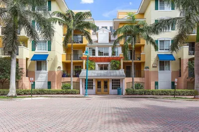 250 NE 3 Avenue #1411 1