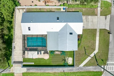 708 Weldwood Road 1
