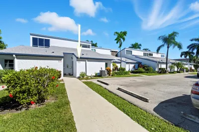 129 Lehane Terrace #131 1