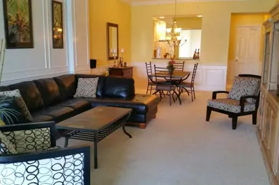 13 Harbour Isle Drive W #101 1