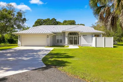 5877 Clydesdale Lane 1