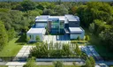 7425 Howard Dr Photo