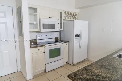 1 Glen Royal Pkwy #809 1