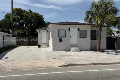 107 W Pembroke Rd 0 1