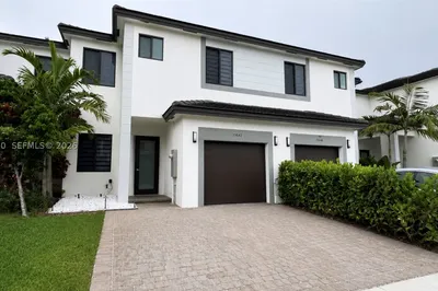 13642 SW 157th Pl 0 1