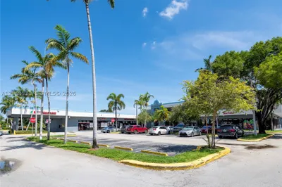3801 N University Dr #320 1
