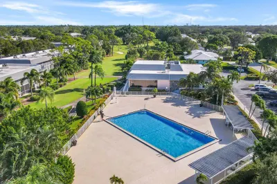 18081 SE Country Club Drive #12-113 1