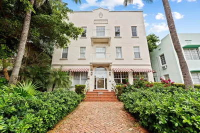1244 Pennsylvania Avenue #105 1