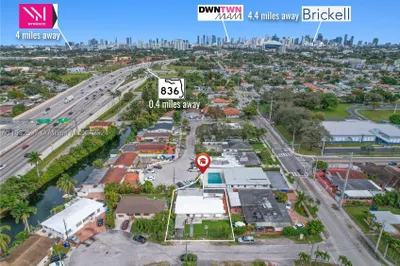 1121 NW 30th Ct 1