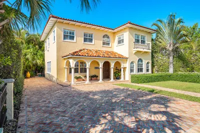 3323 S Flagler Drive 1