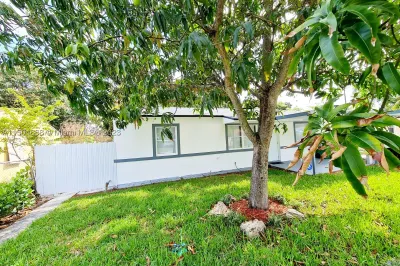 316 NW 100th Ter 1